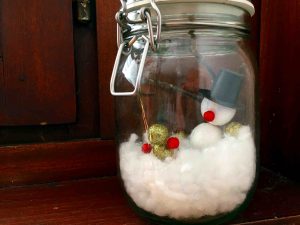 Jahreszeiten-Ecke mit Winter-Glas