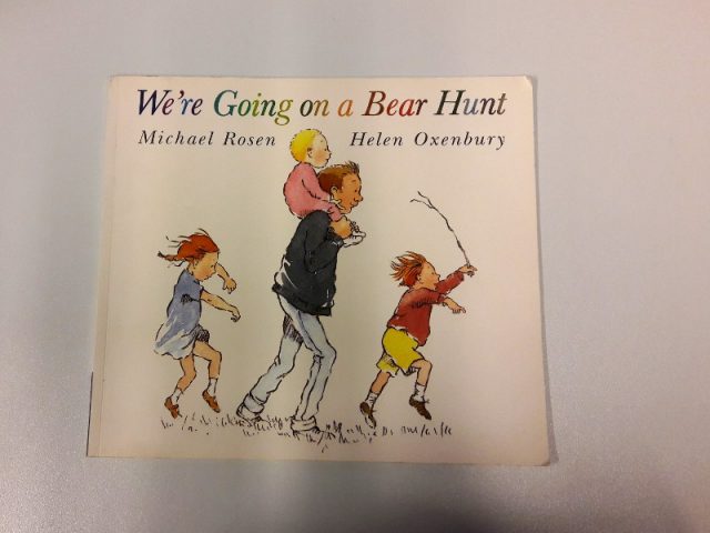 by Michael Rosen (Story), Helen Oxenbury (Illust.), © Walker Books