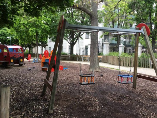 Spielplatz im Hamerlingpark