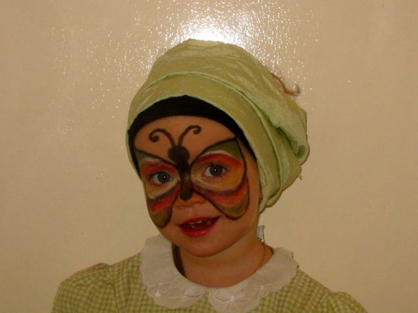 Fasching Bemalung als Schmetterling