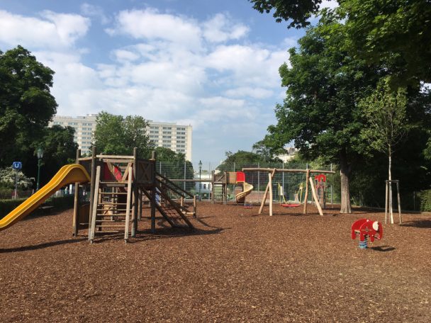 Spielplatz beim U4 Ausgang