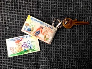 Schlüsselanhänger aus Schmelzfolie