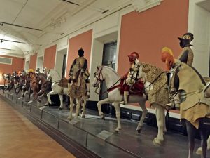 Weltmuseum Wien, Besuch, Pferde, Geschmückt, Ausstellungsbereich