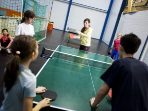 Tennistraining, Tischtennis und Badmintontraining für Kinder in Wien.