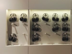 Kopfhörer Hands up-Ausstellung